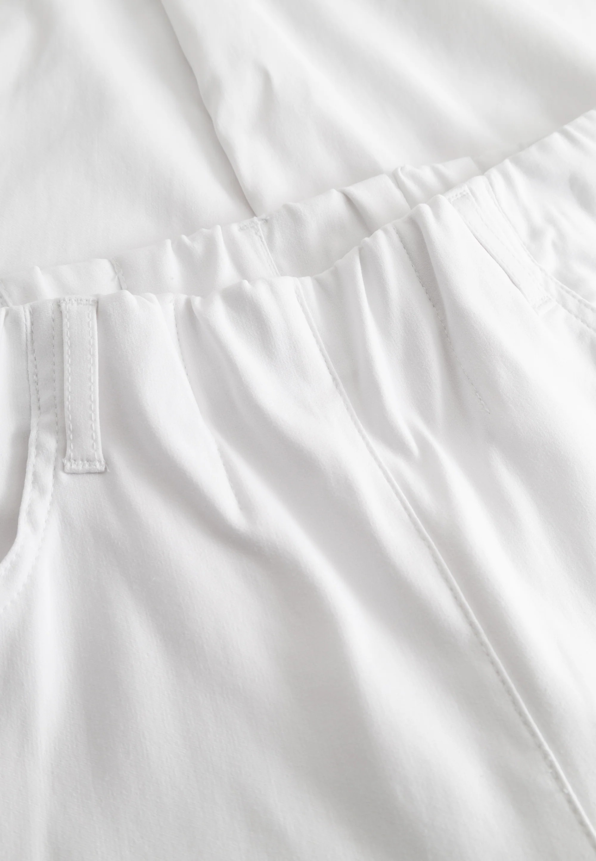 Donna Loose Crop - White - LauRie - 4