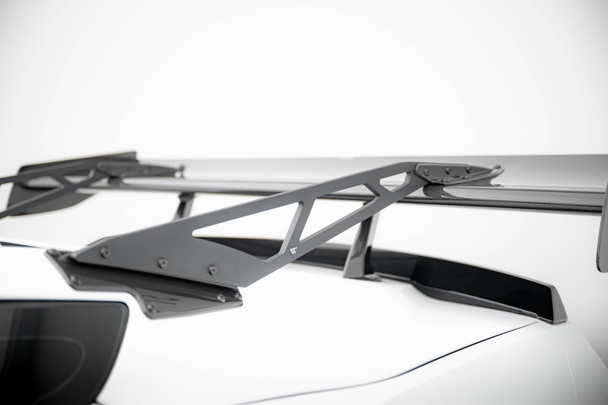Maxton - Carbon Spoiler With Upper Swan Mounting Chevrolet Corvette Stingray / Grand Sport C7 - 8