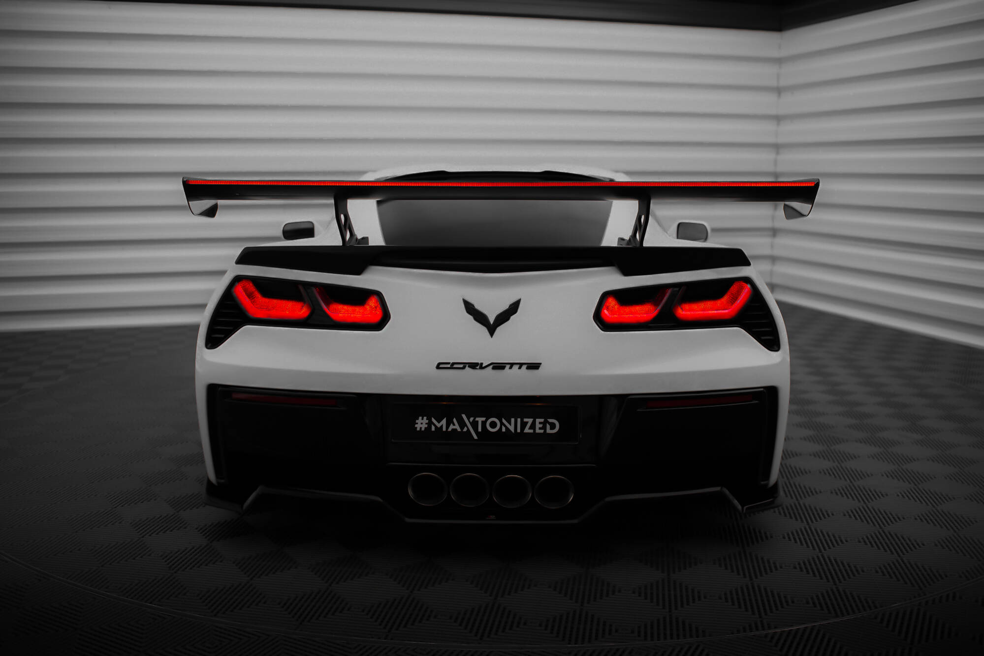 Maxton - Carbon Spoiler With Internal Brackets Uprights + LED Chevrolet Corvette Stingray / Grand Sport C7