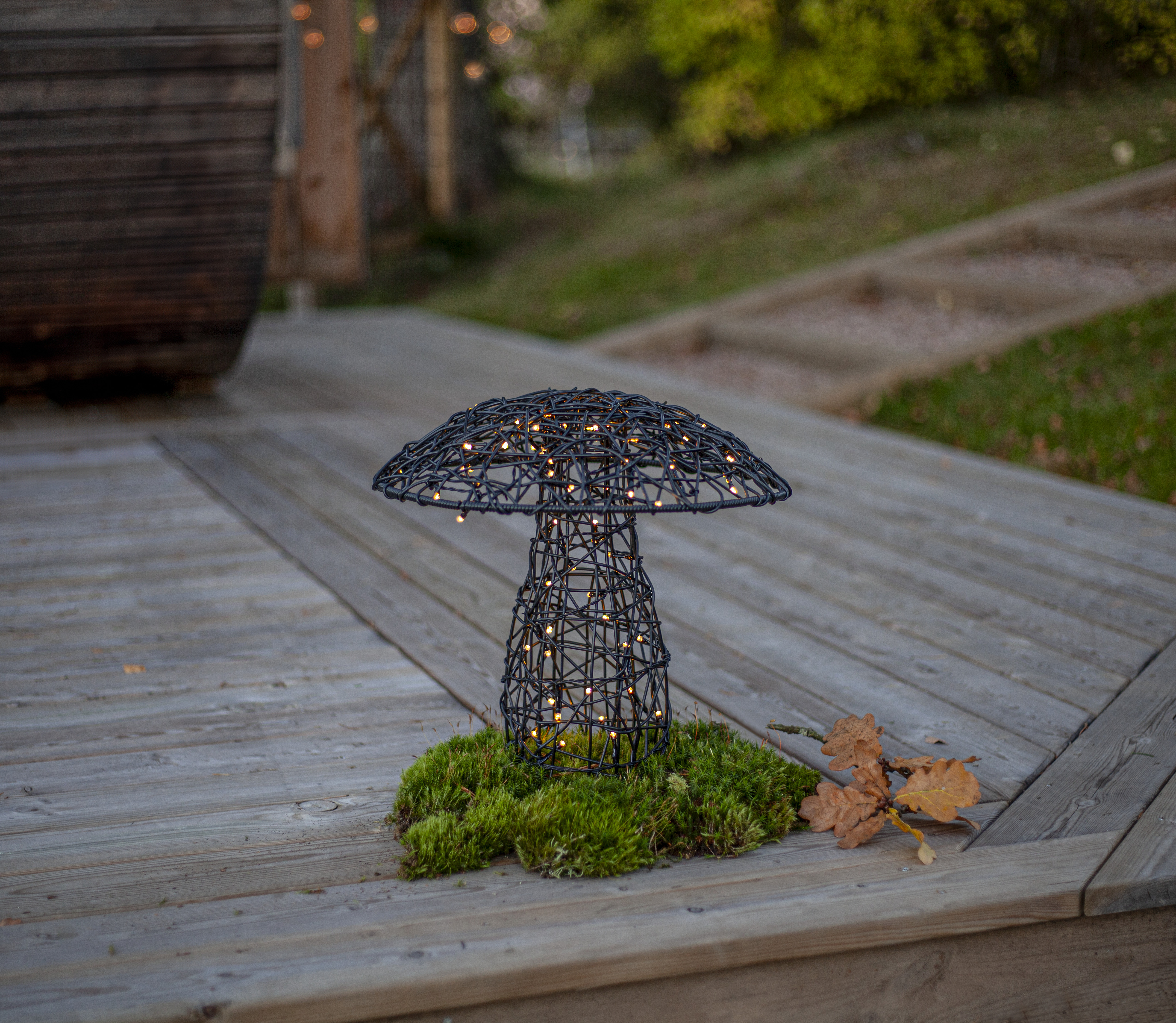 Lamp - Mushroom - Outdoor decoration - Battery-powered - Timer - 37x34 cm - 7