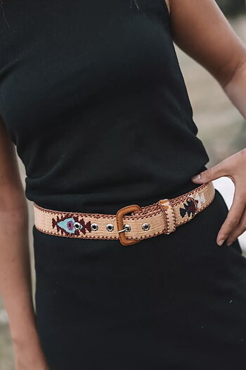 Latch - Belt Beige