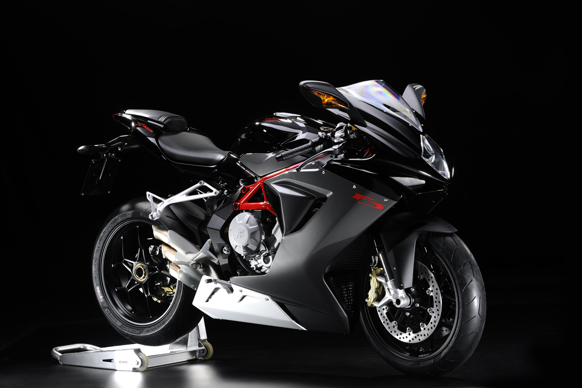 Maj 2025: Supermotors och klassiska MV Agusta! - 2