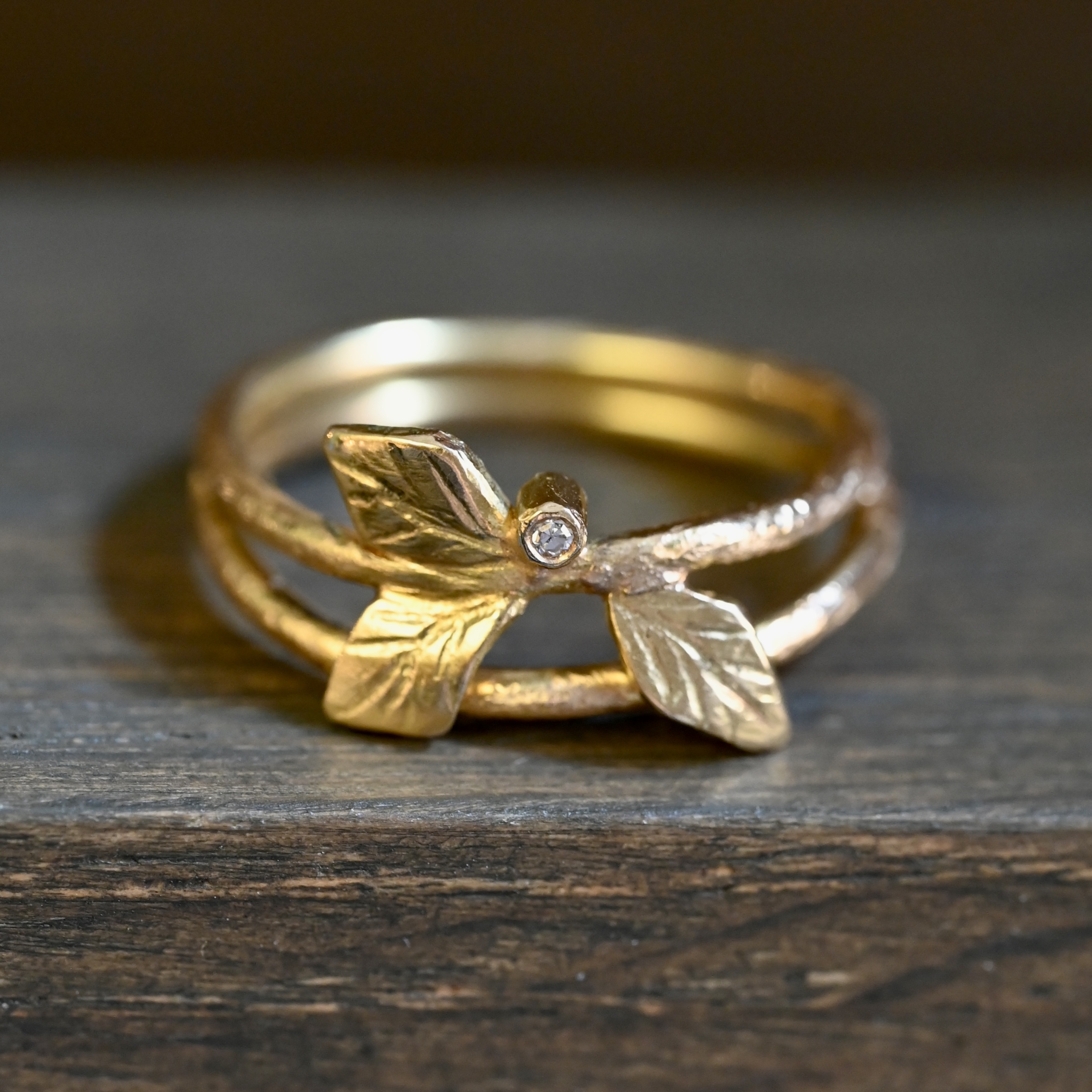 Ring A New Dawn handgjord guld 18 karat