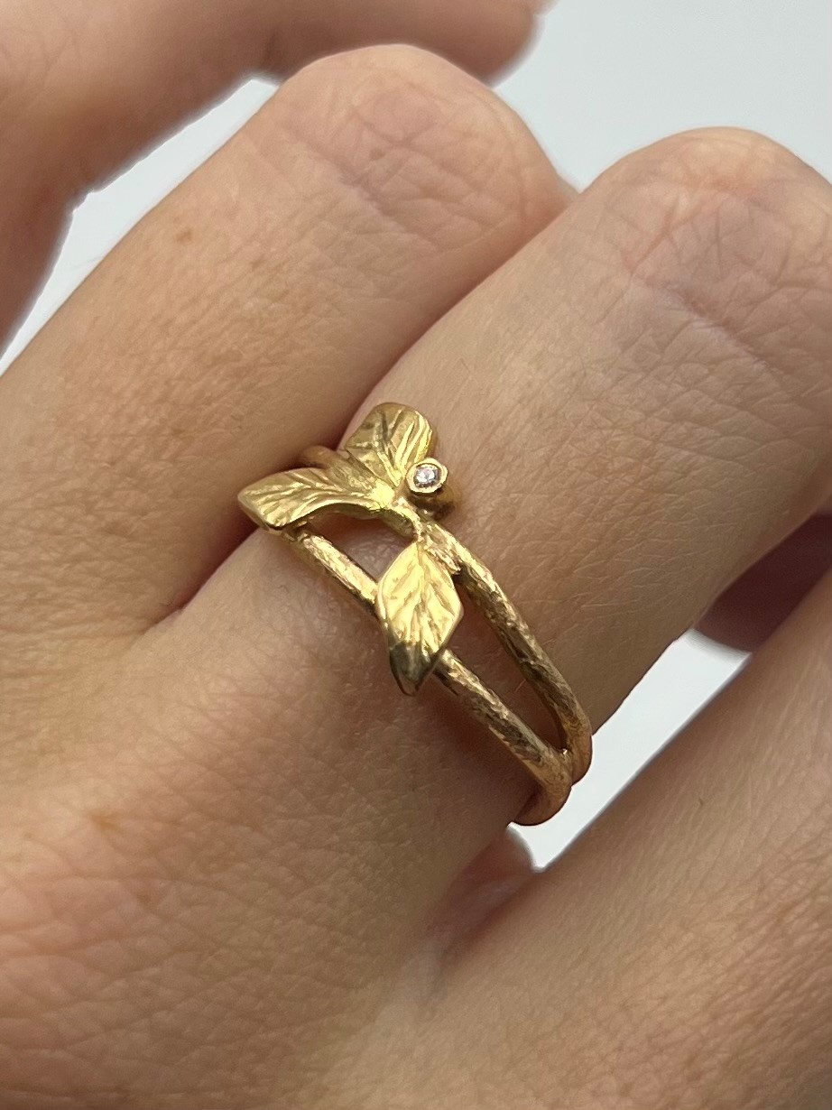 Ring A New Dawn handgjord guld 18 karat