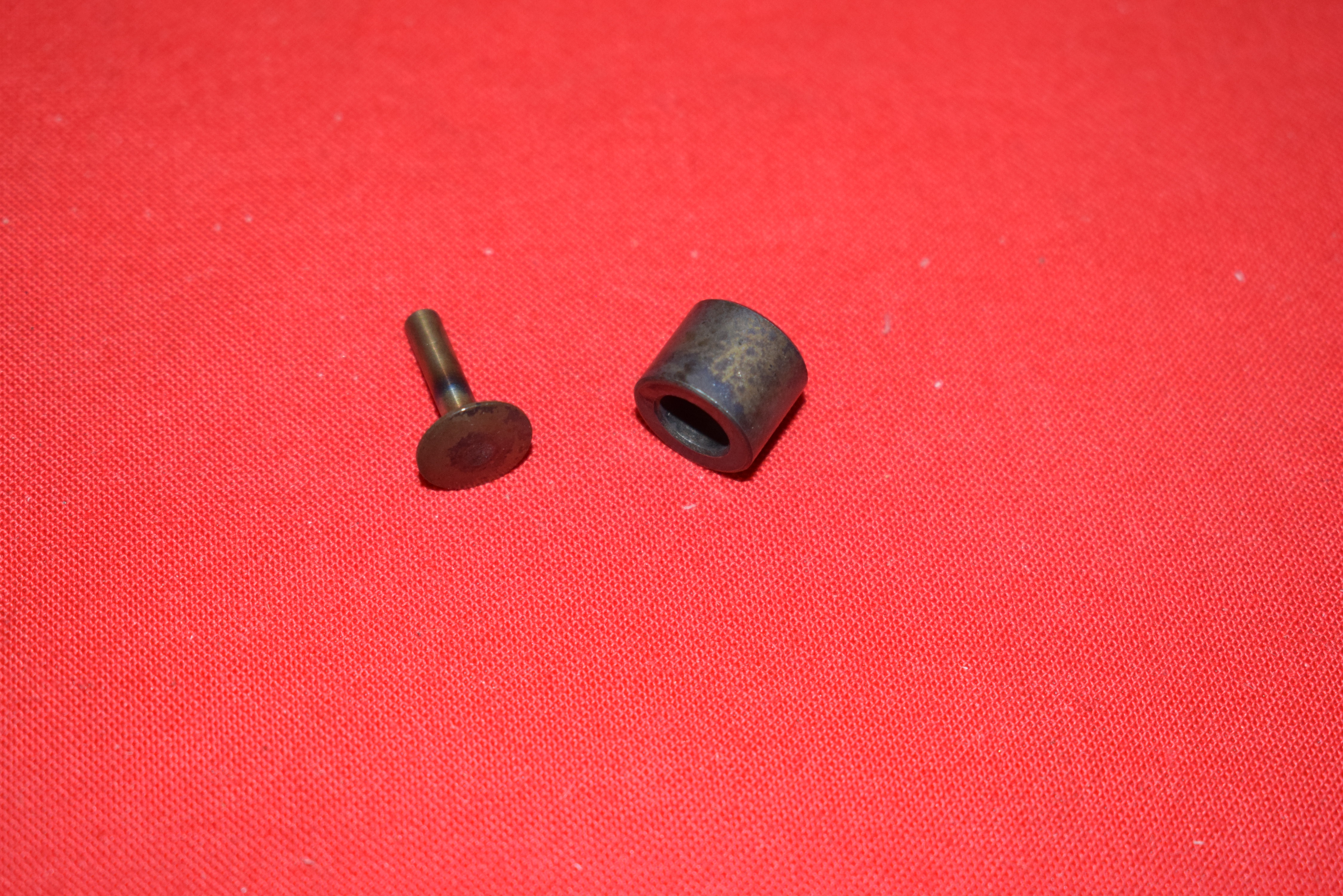 Roller and rivet for valve lifter levers Indian Hedstrom, Powerplus, Scout & Prince 1910-27