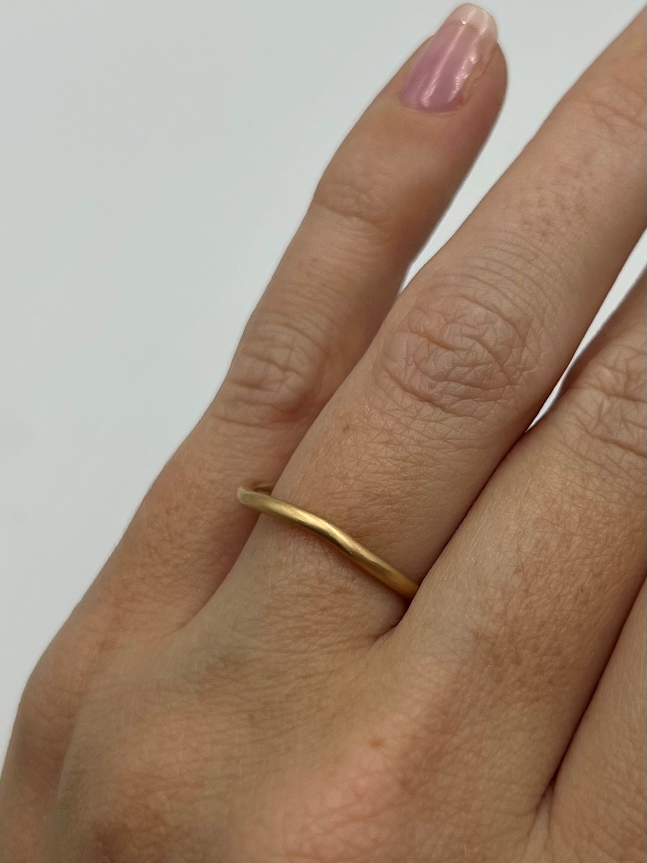 Ring Finding My Way handgjord guld 18 karat 
