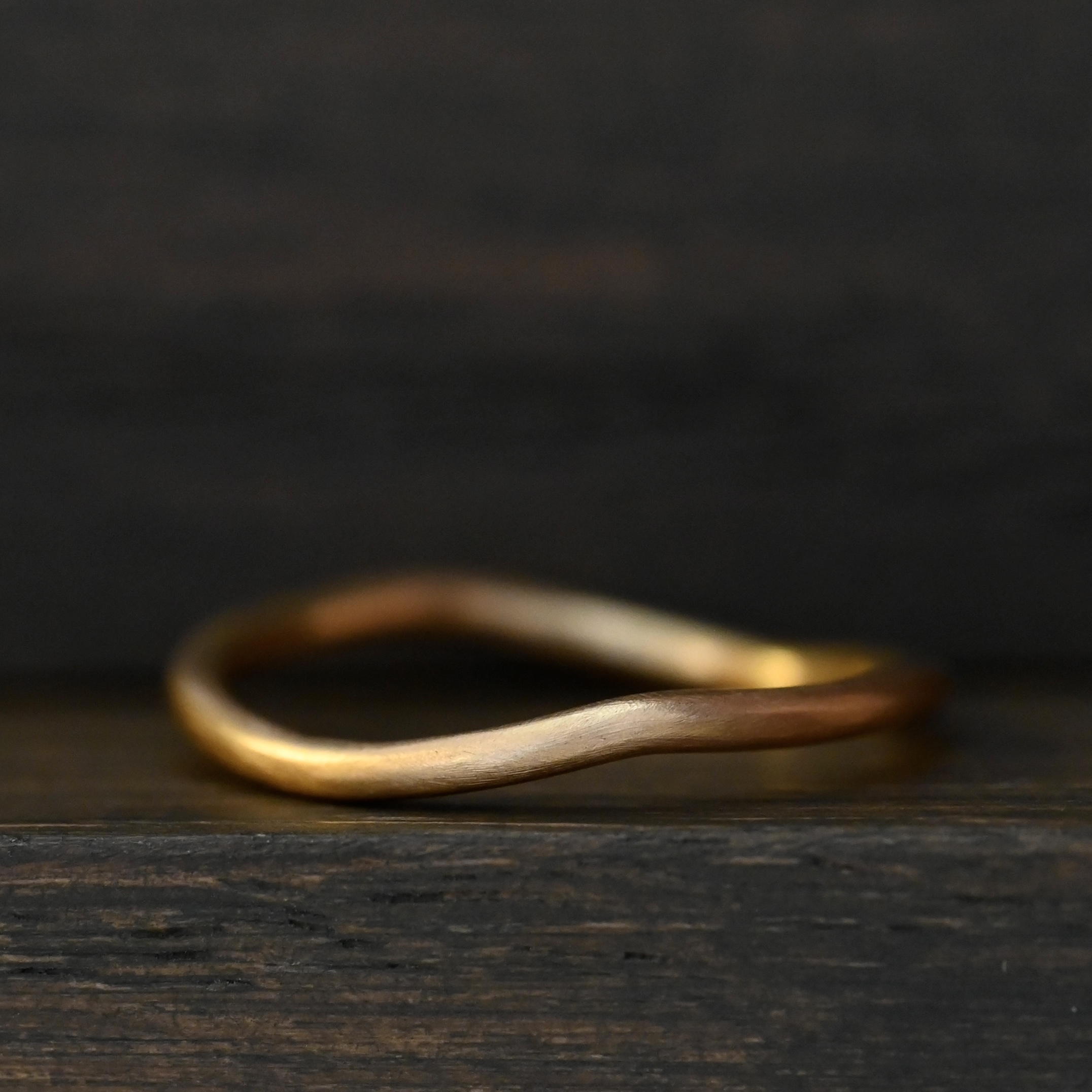 Ring Finding My Way handgjord guld 18 karat