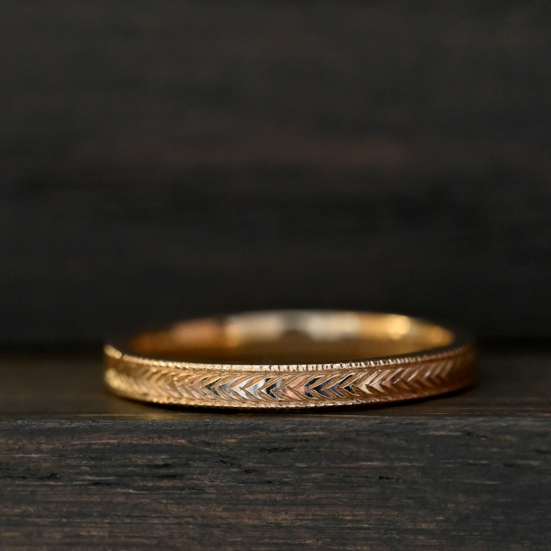 Ring Naturally handgravyr guld 18 karat