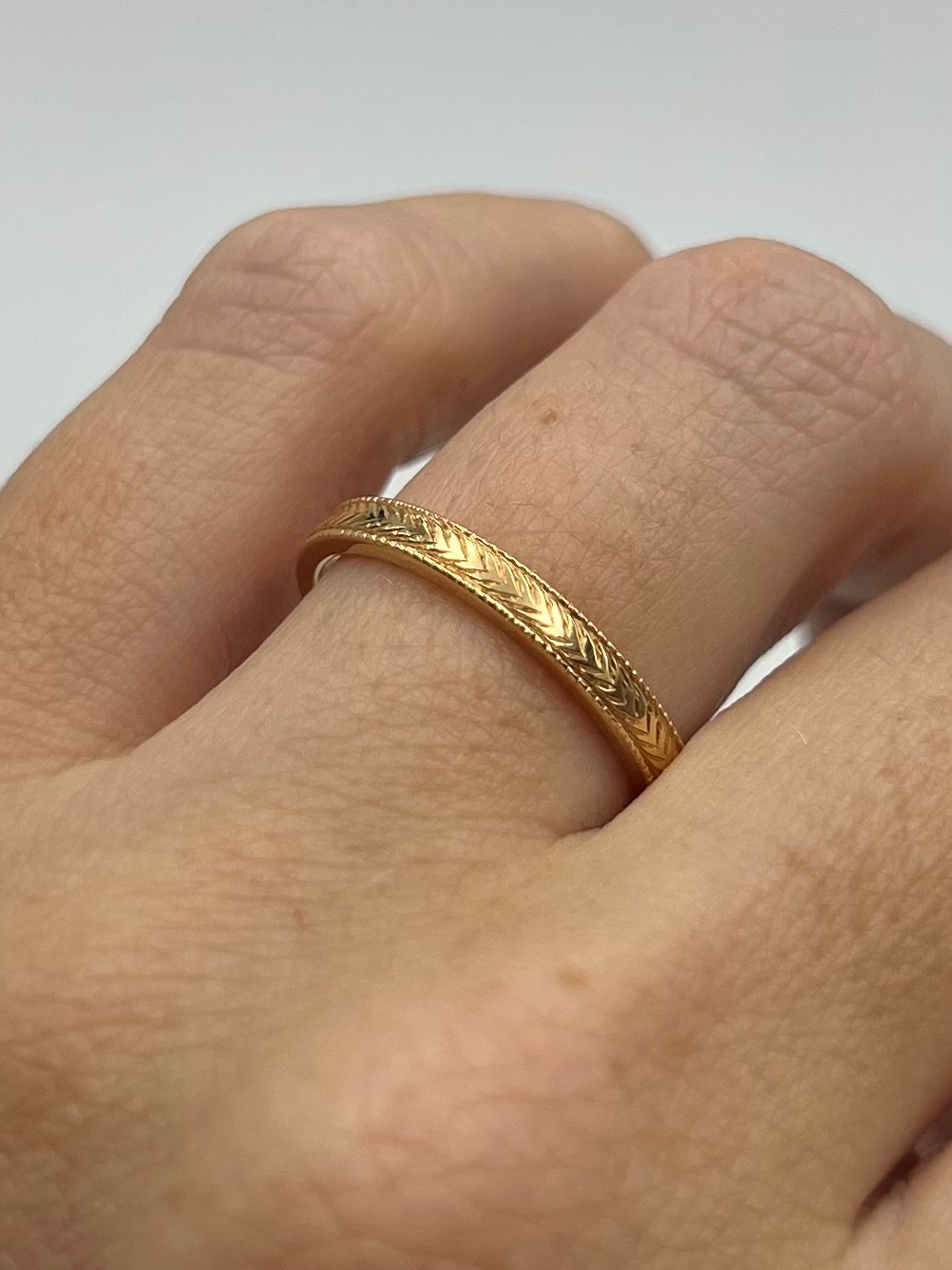 Ring Naturally handgravyr guld 18 karat