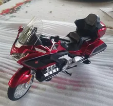 Honda GL1800 New Goldwing Diecast model Scala 1:11 - 2