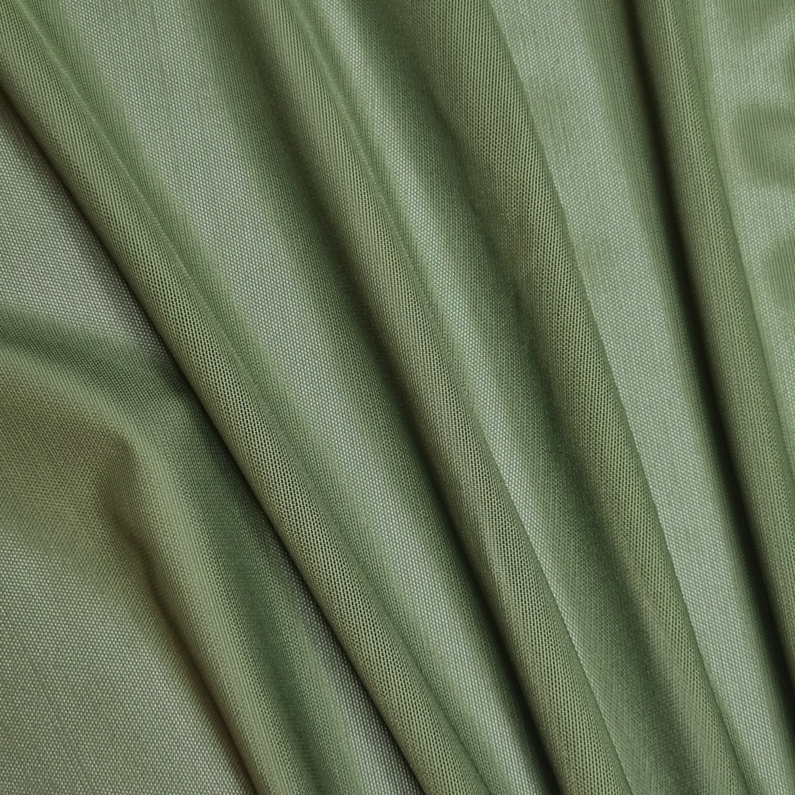 Medium powernet Dark olive green  CA220