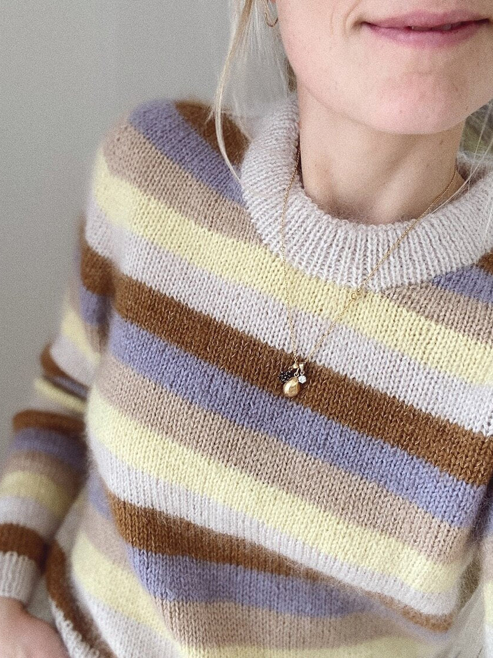 PetiteKnit Aros Sweater (21 m st 4) - 2
