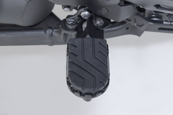 ION footrest kit.  - 4