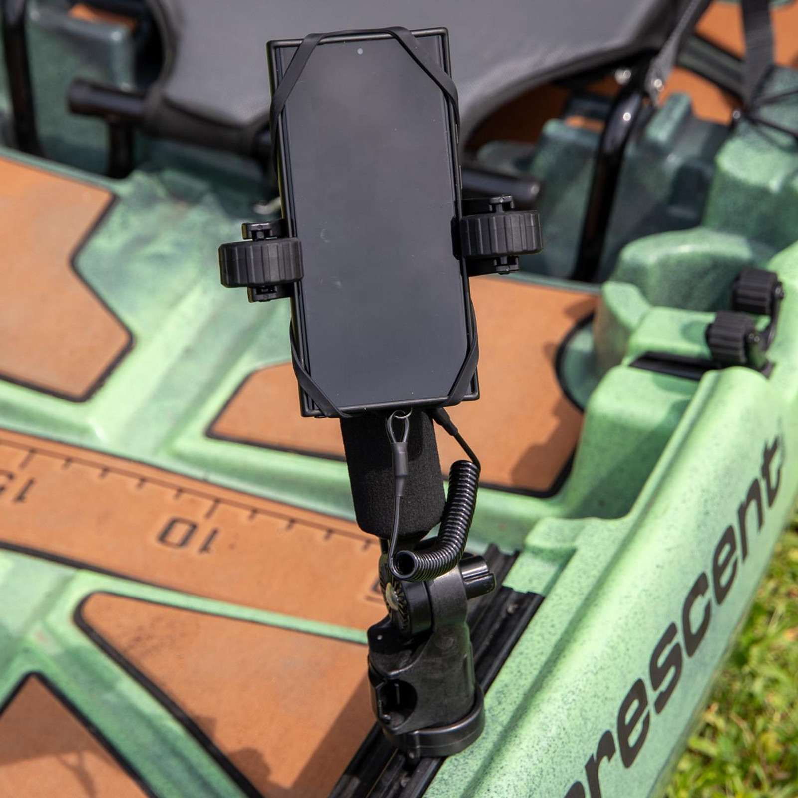 YakAttack RotoGrip Phone Holder Pro with LockNLoad Mounting System - 17