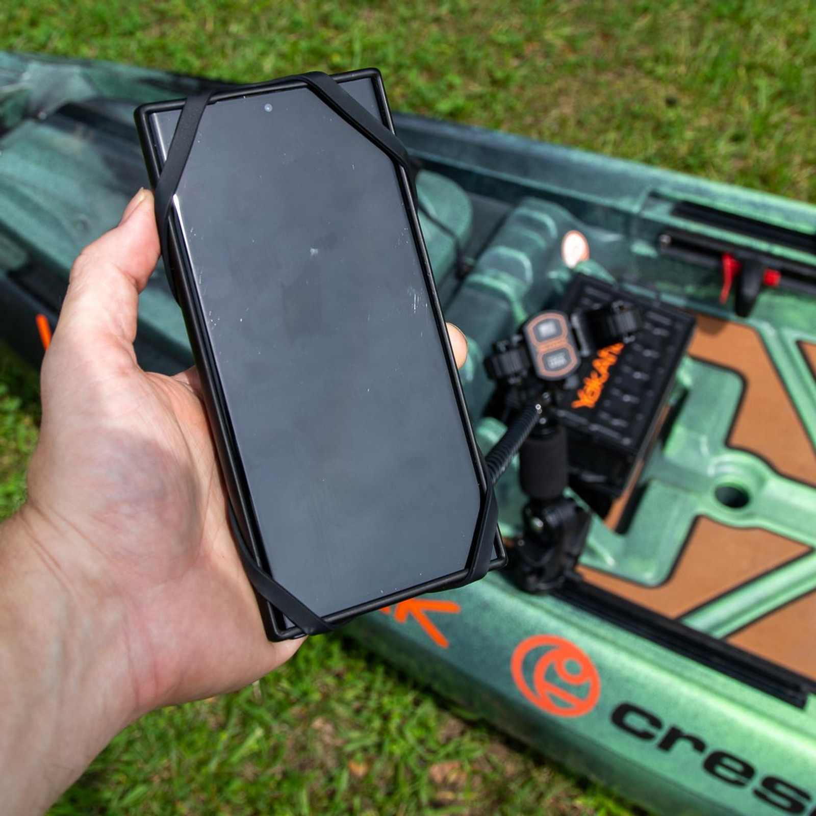 YakAttack RotoGrip Phone Holder Pro with LockNLoad Mounting System - 38