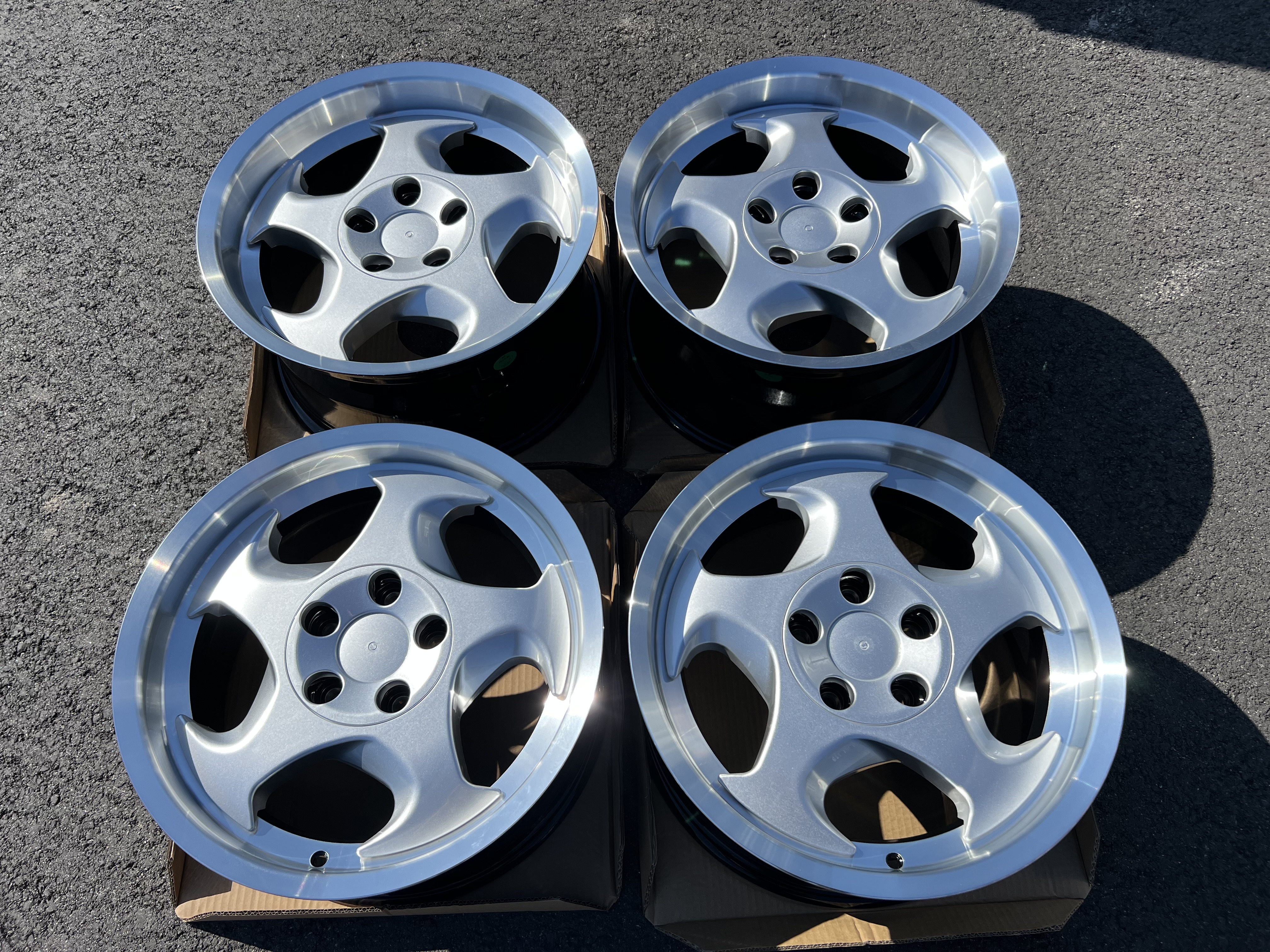 17" M5 Star Silver/polished 5x120