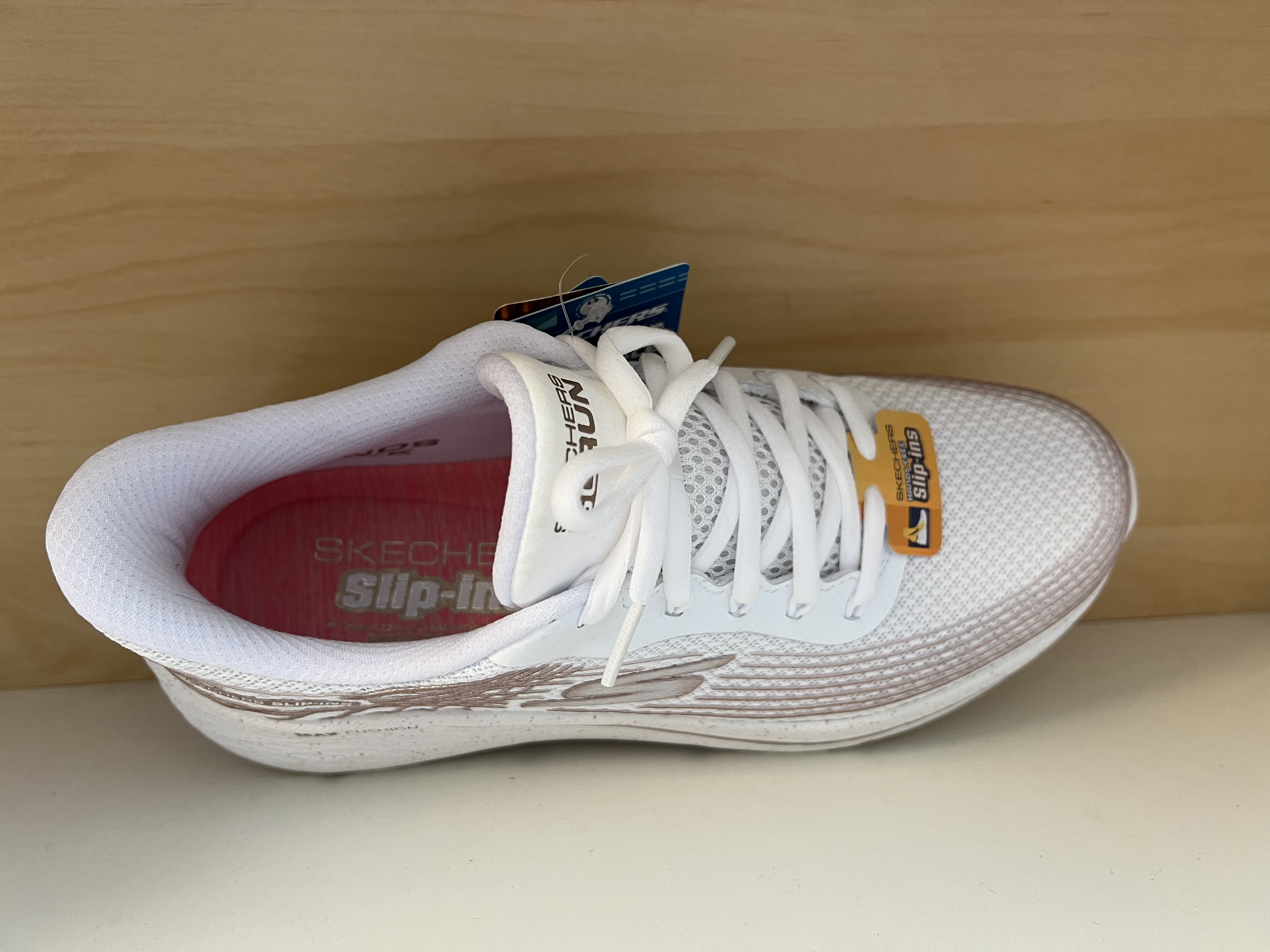 Skechers Max Cushion Elite. Slip-ins. Memory Foam innersula - 2