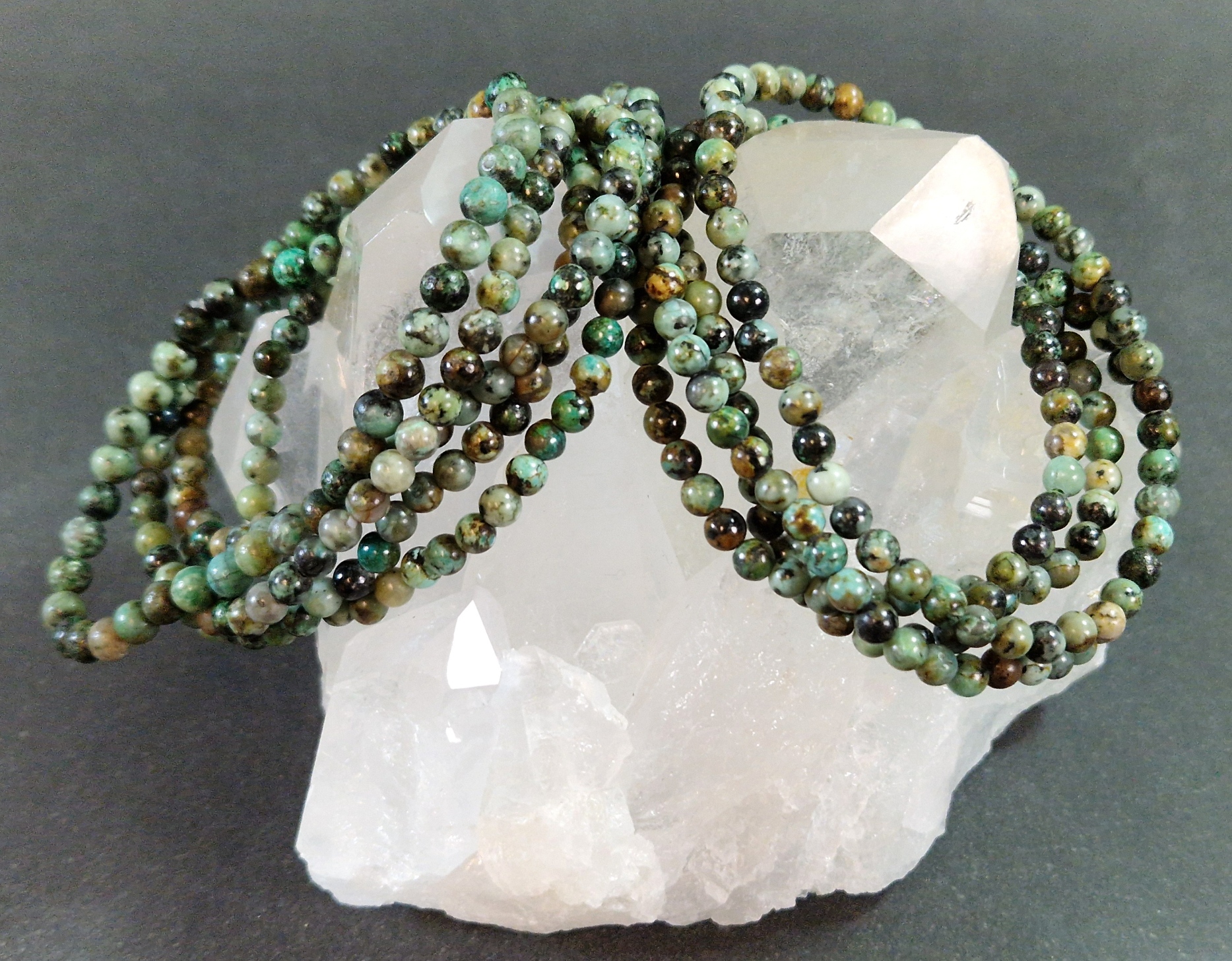Afrikansk Turkos Armband  - 4mm Pärlor