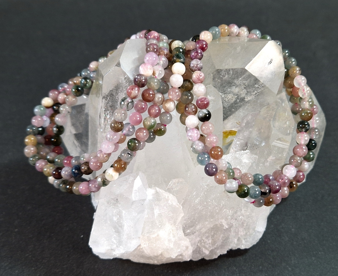 Ljus Turmalin Mix Armband  - 5 mm Pärlor