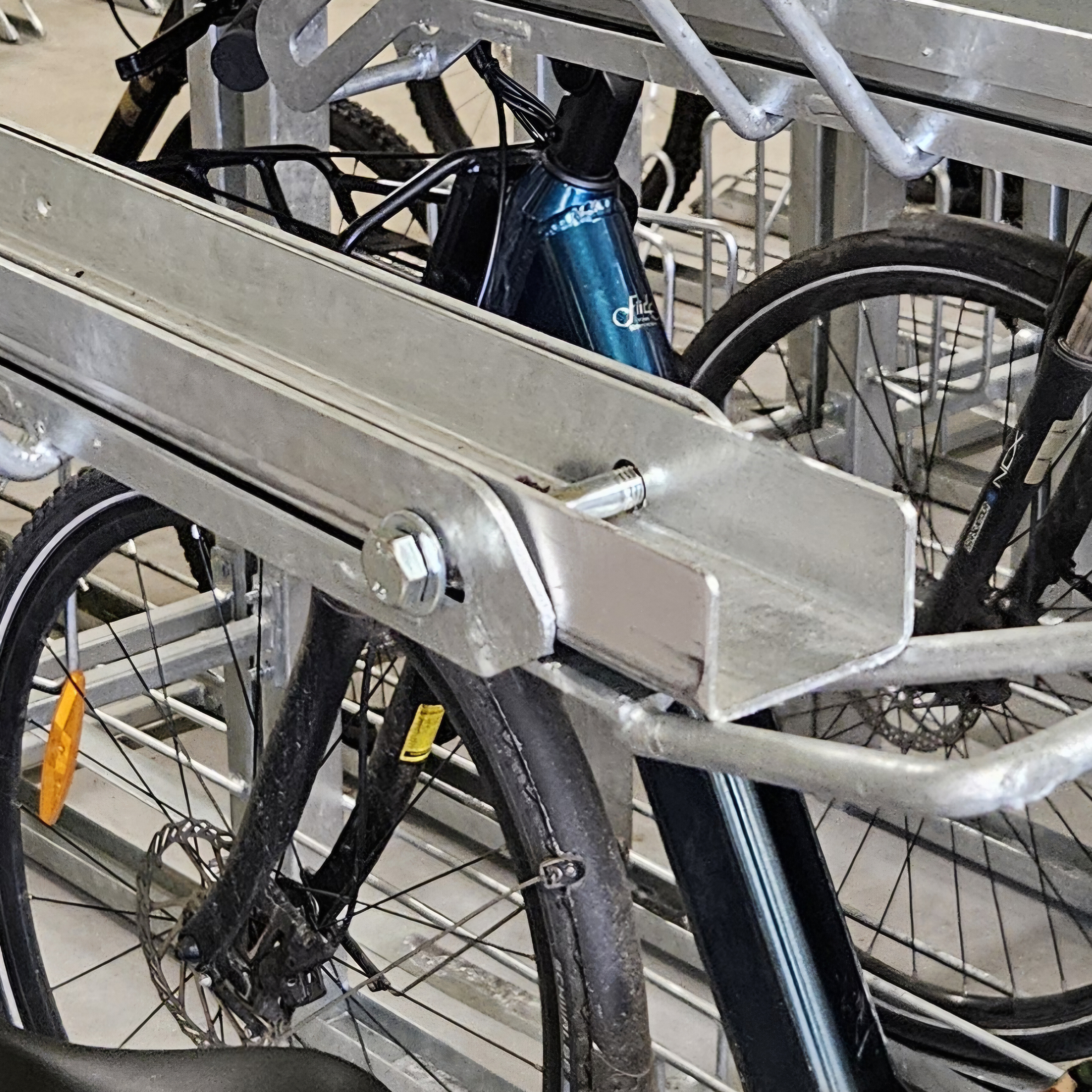 Cykelställ - 2-våningsställ BAS - 7