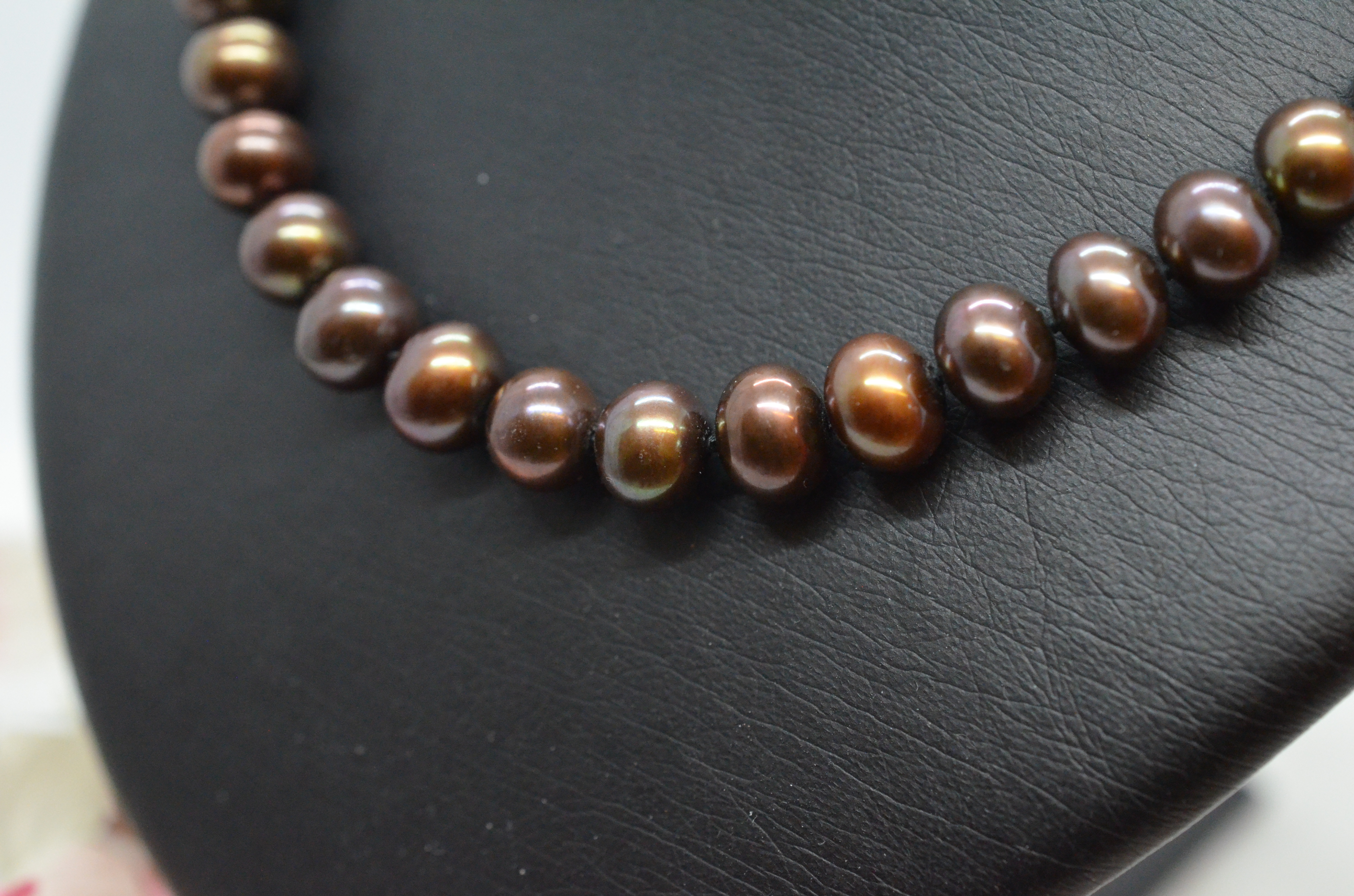 Pearl necklace with colored freshwater pearls in brown-green shade - 3