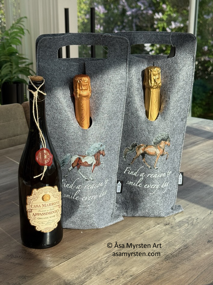 Icelandic Horse Bottle Bag Find a reason to smile every day - 3