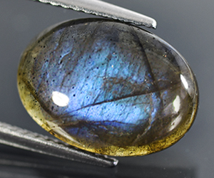 Piedra preciosa labradorita suelta natural de 4,72 ct con un impresionante juego de colores