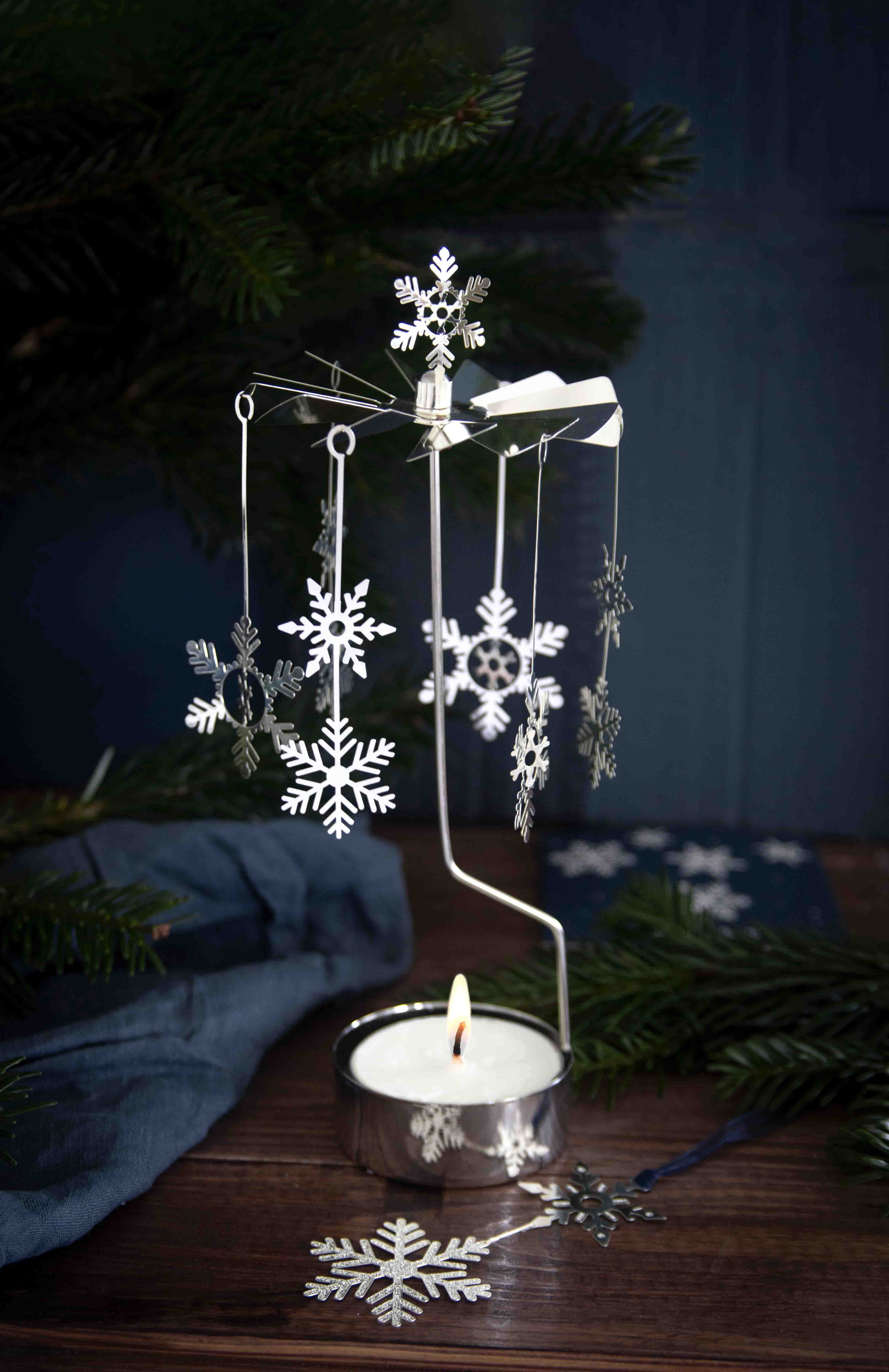 LARGE TEALIGHT SPINNER SNOWFALL 