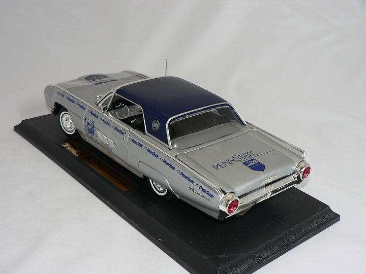 Ford Thunderbird  1963  1:18  Anson