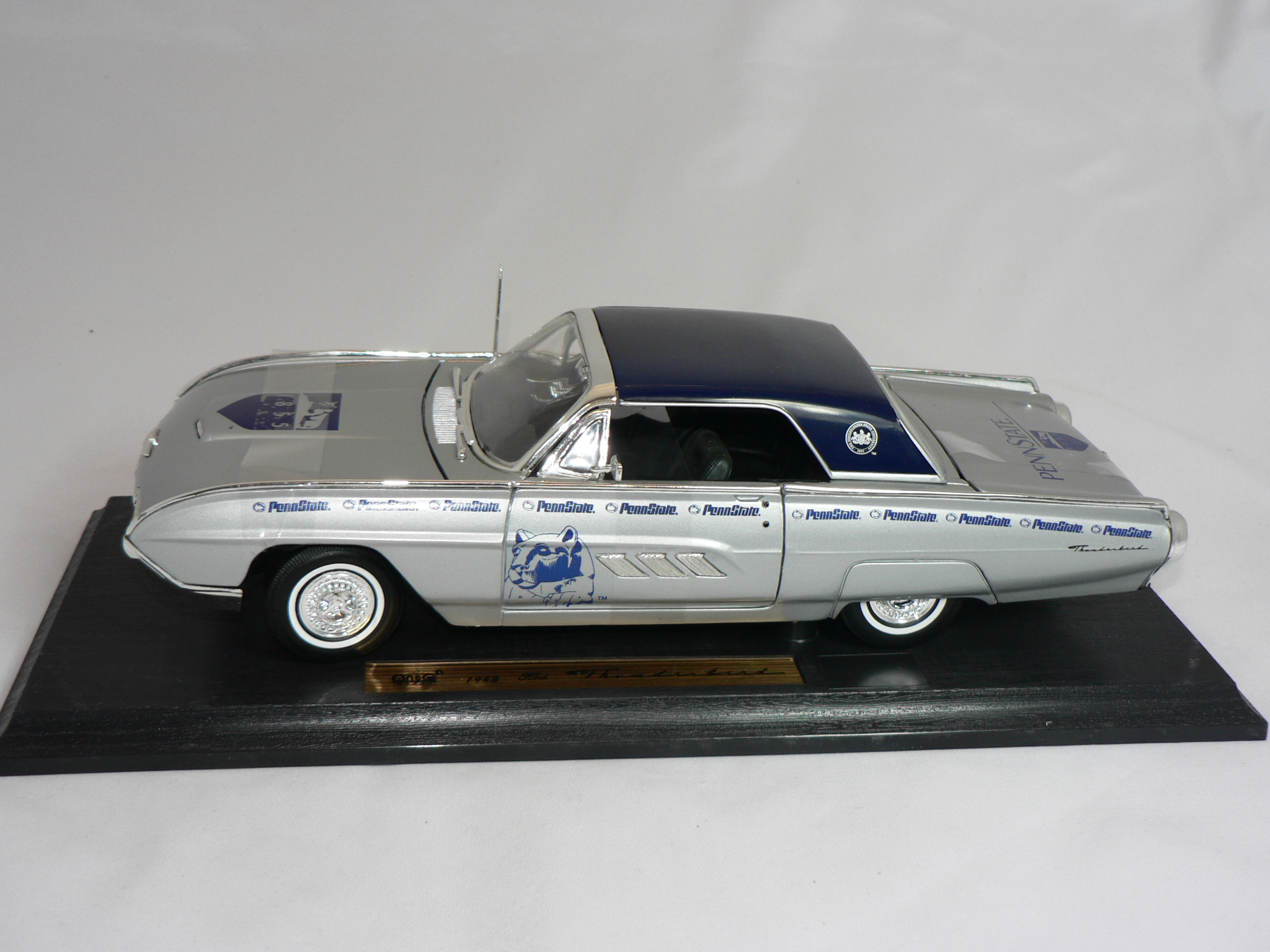 Ford Thunderbird  1963  1:18  Anson - 3