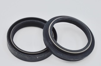 Packbox sats SKF 45 mm Showa Framgaffel Honda CRF1000 African Twin 51490-MJP-G51 - 2