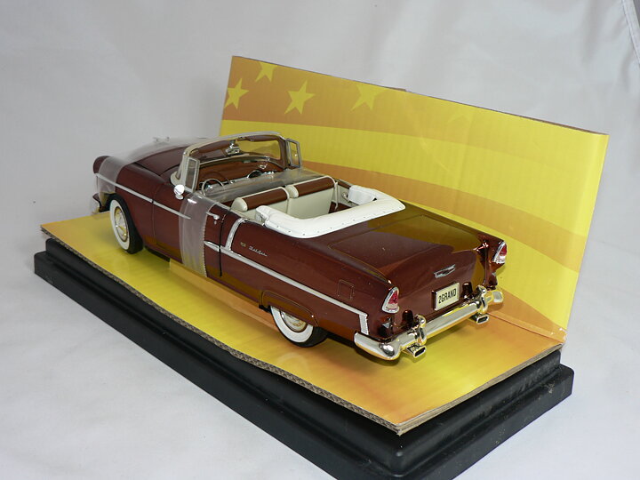 Chevrolet Bel Air  1955   Millenium  1:18  Ertl