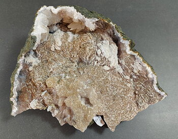Kalcedon Kluster ( Hair agate) 