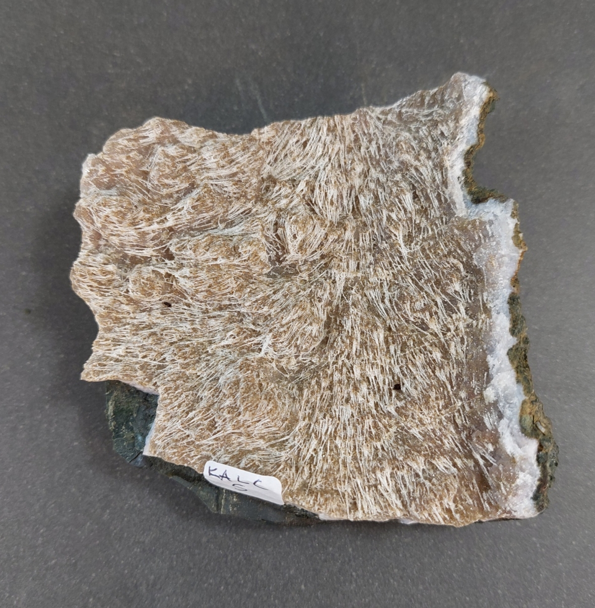 Kalcedon Kluster  ( Hair agate)