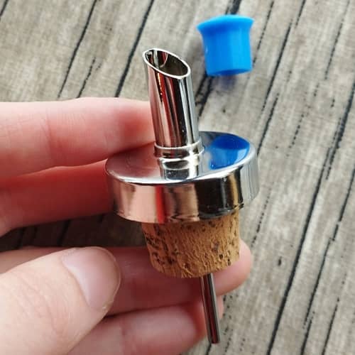 Droppkork, pip till flaska