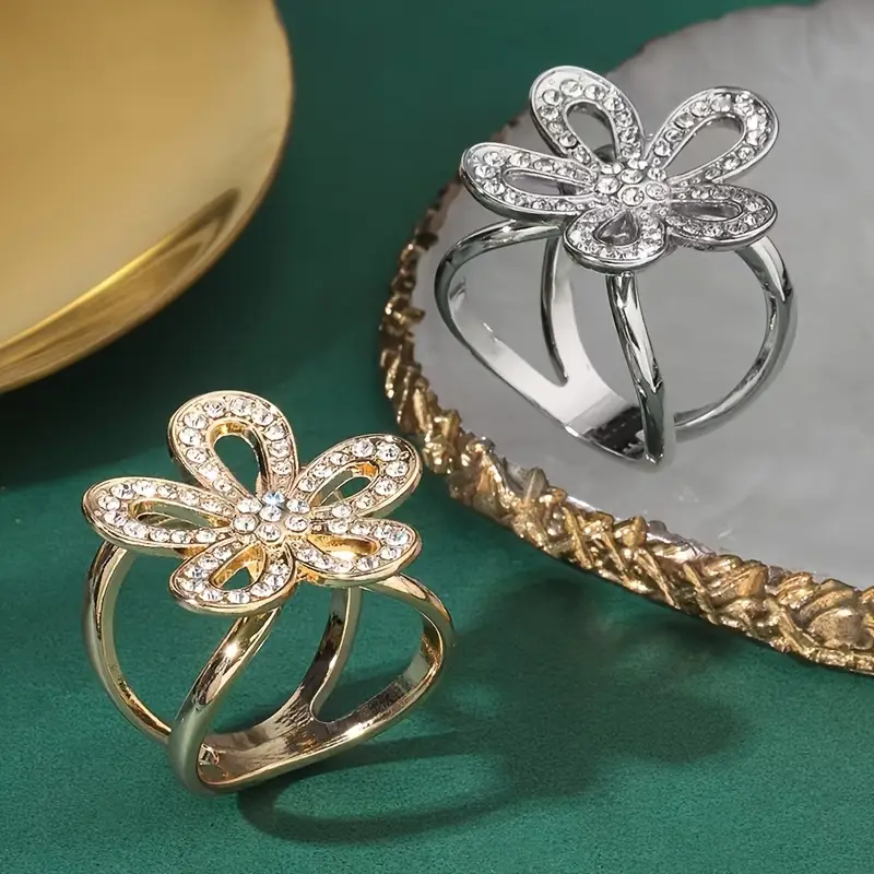 Sjalspänne Blomma med Bling Silver eller Guld