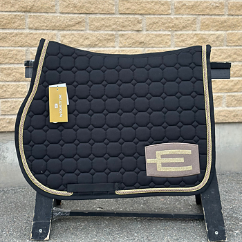 EQUILINE HOPPSCHABRAK MED E-LOGGA BLACK E34 CAPP.-GL.GOLD P358+P44+P358