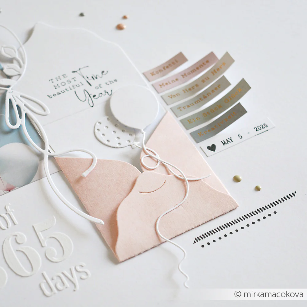 ALEXANDRA RENKE-  Die'Balloons with strings' - 3