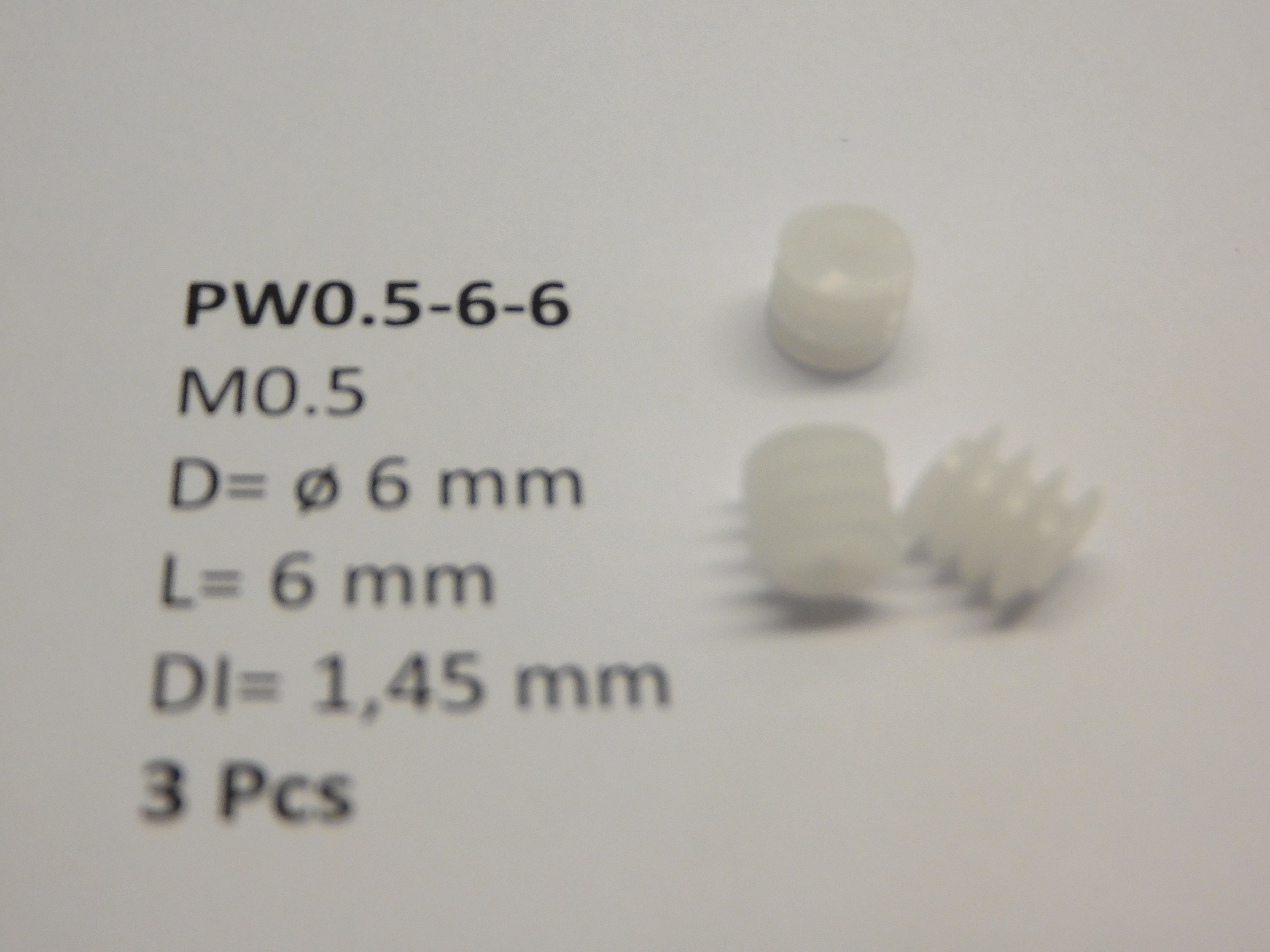 Snäckdrev i plast M0.5 D=ø6 L=6 DI=1.45 mm (3st)