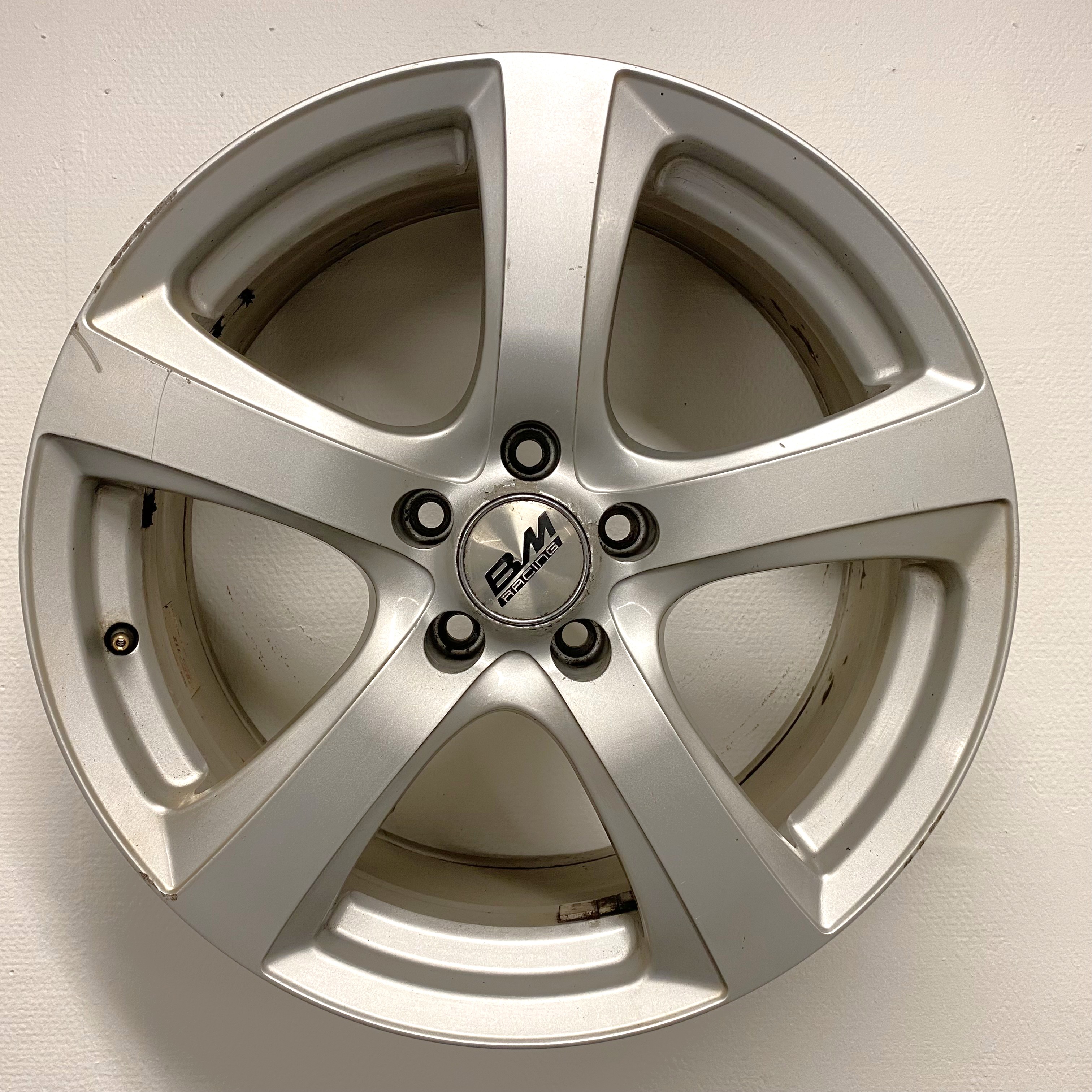 BEGAGNAT | 4 st | 18" ALUFÄLGAR BM RACING Silver | 5x112 8x18 ET35 66.6 | Y-2-2 - 4