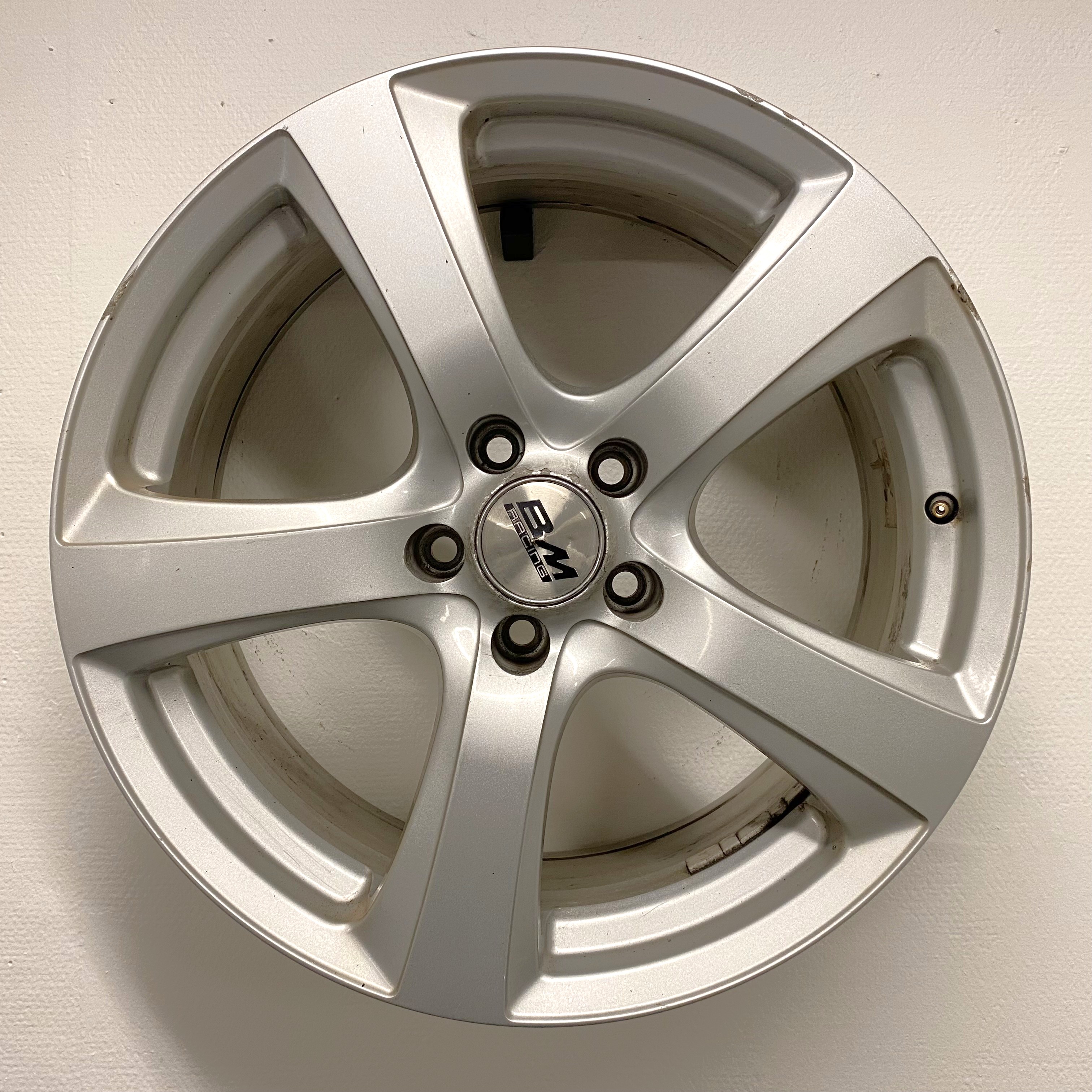 BEGAGNAT | 4 st | 18" ALUFÄLGAR BM RACING Silver | 5x112 8x18 ET35 66.6 | Y-2-2 - 2