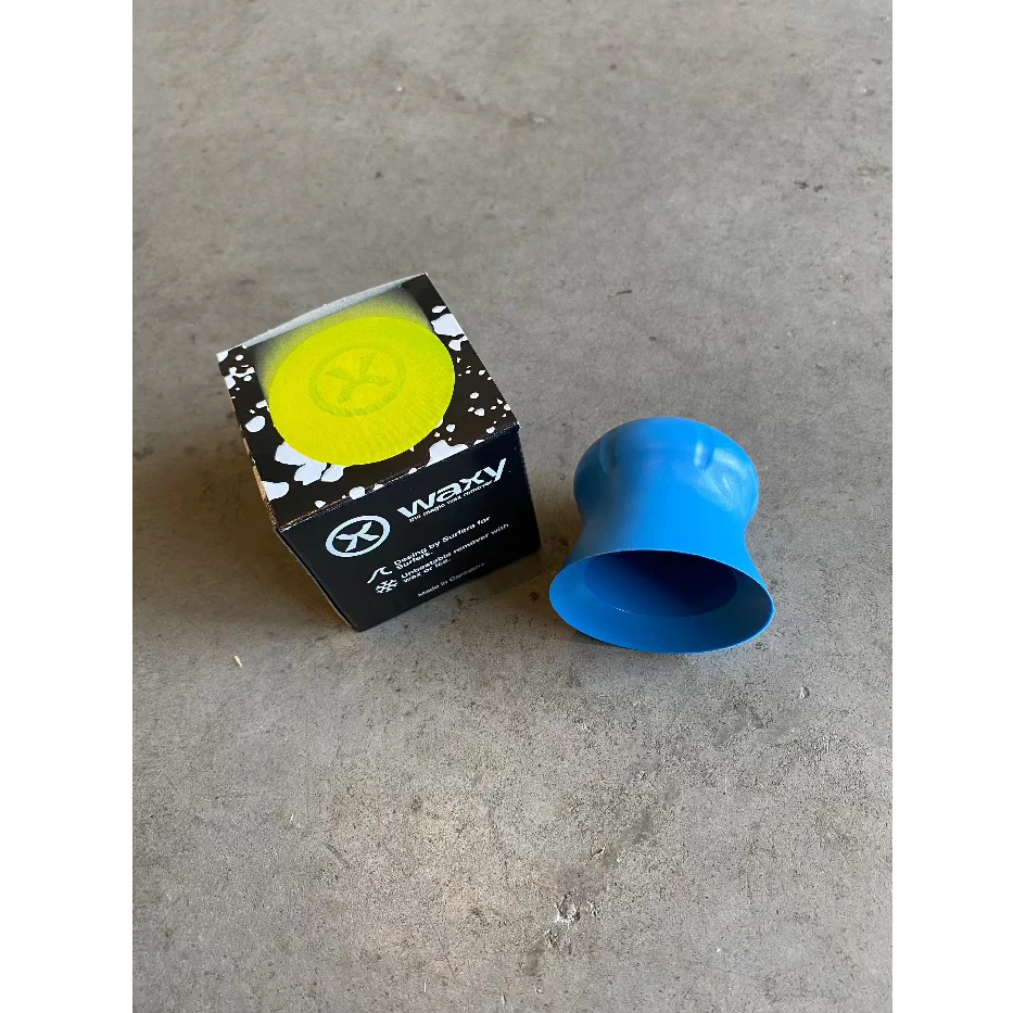 Waxy wax scraper
