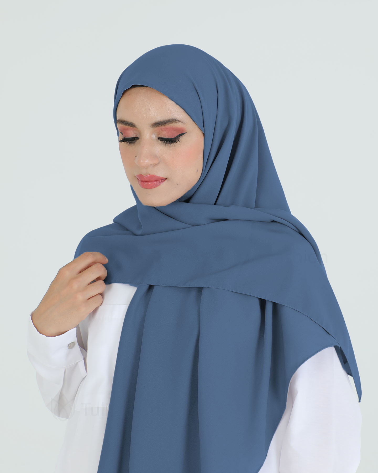 Hijab - Square Medina Lyx Chiffon 120 cm - Royal Blue