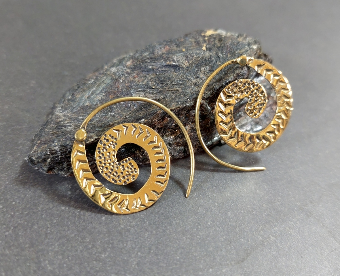 Spiral Örhängen i Brons - 3
