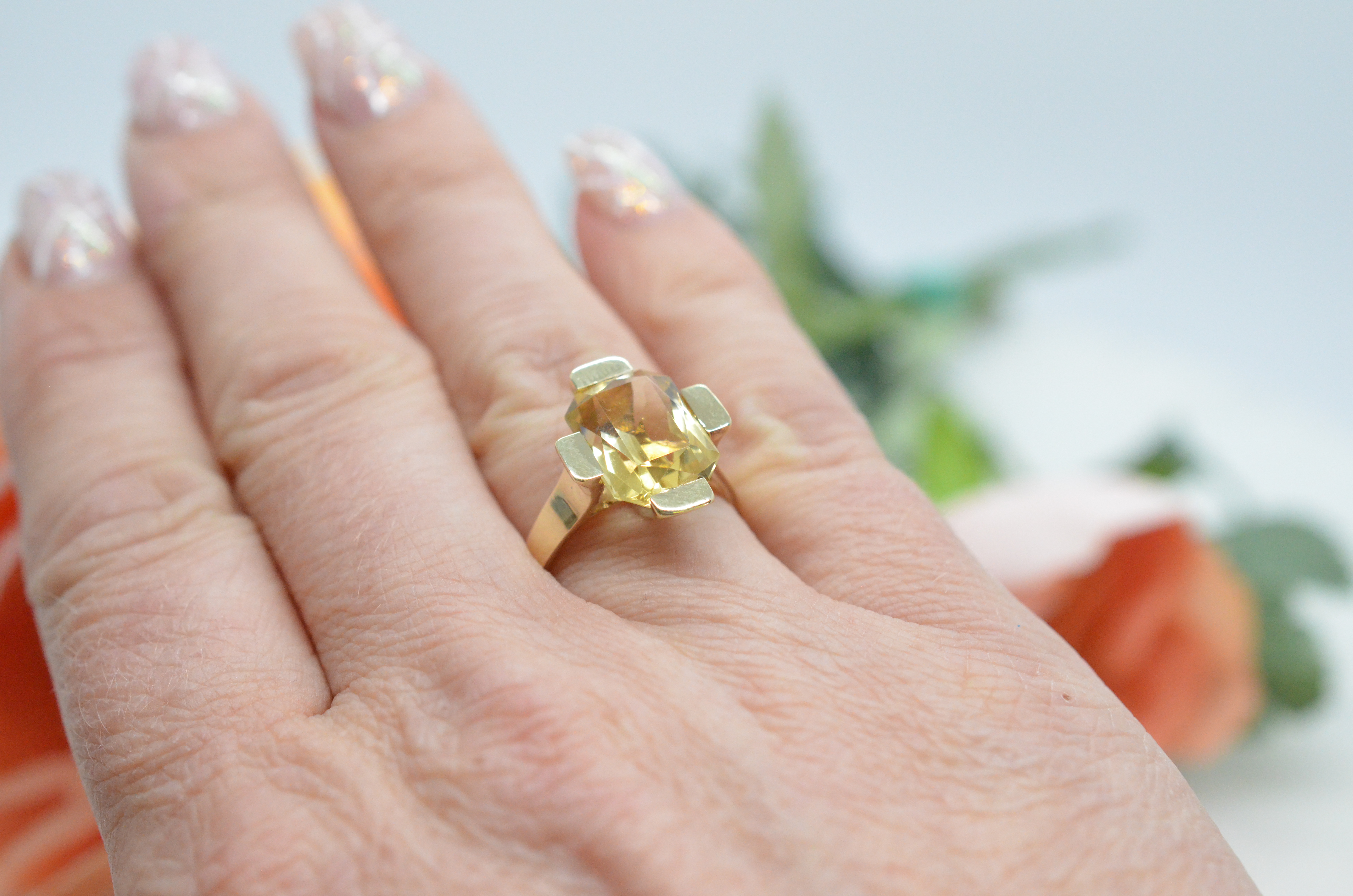 Vintage 14k ring with light yellow stone - 4
