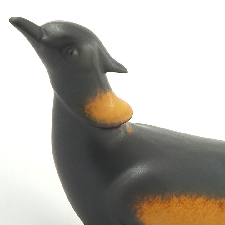 Gunnar Nylund (1954) Brown Bird with Streamlined Form 25/22 cm (2)