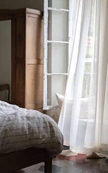 Gardin Hotellvoile creme dubbel bredd, två storlekar, Mimou