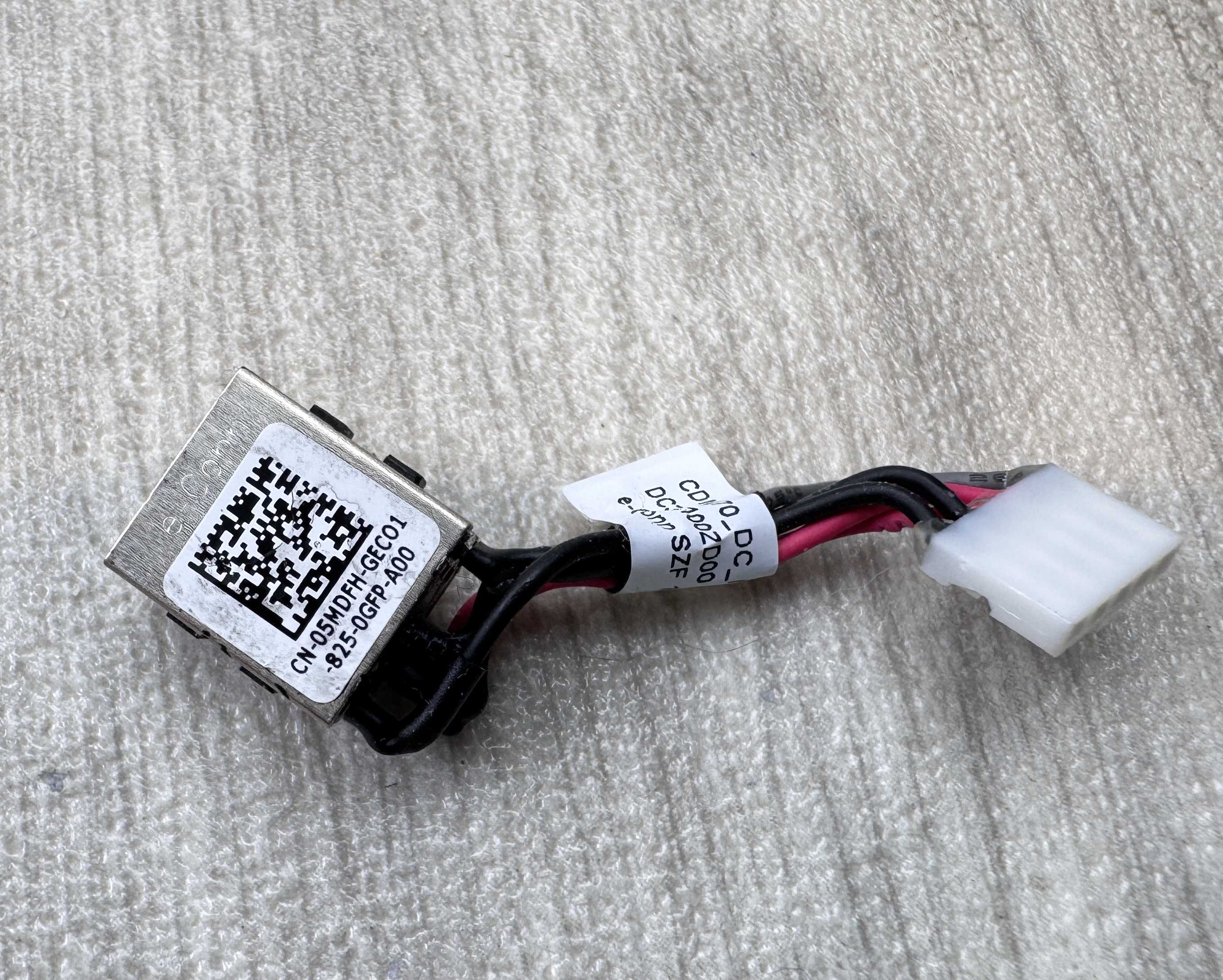 Original Dell 05MDFH Power jack för Latitude 5480 5490 E5480 E5490 CN-05MDFH Laddningsport