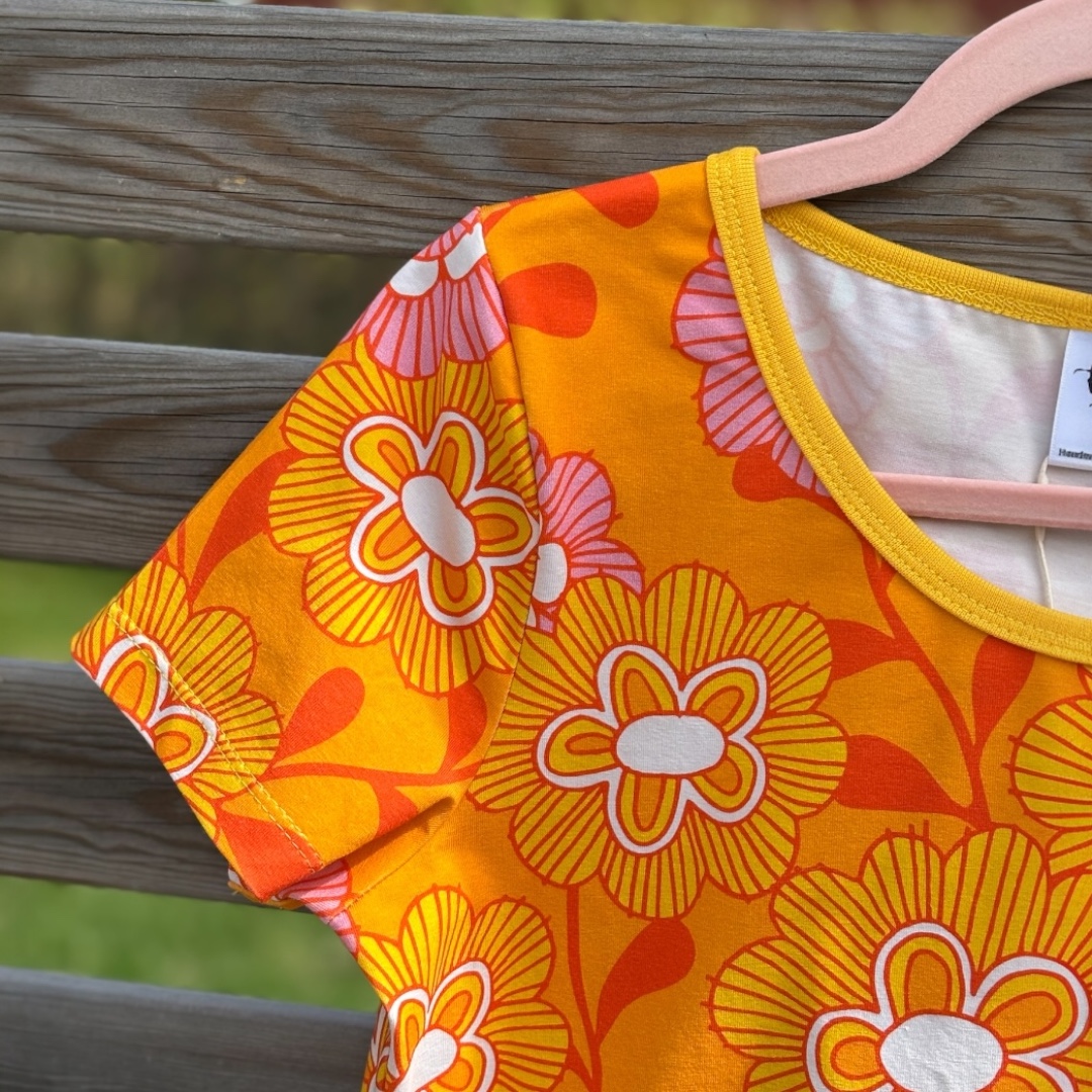 Damtopp kort ärm - "Esme" orange stl. M