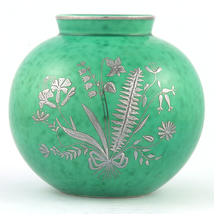 Wilhelm Kåge (Argenta 1938) Green Spherical Vase with Silver Decor 13 cm